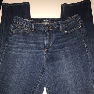 Liz Claiborne Size 8 Classic Fit Jeans